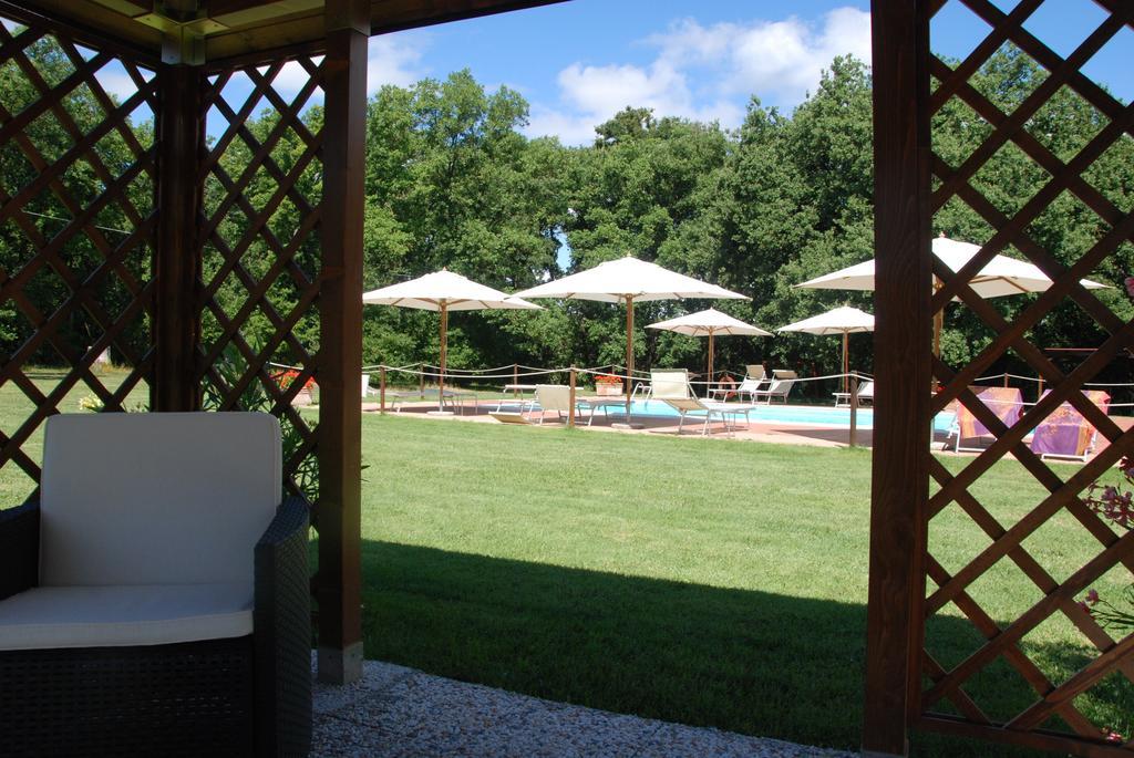 Agriturismo Antica Riserva Кастильоне-дель-Лаго Экстерьер фото