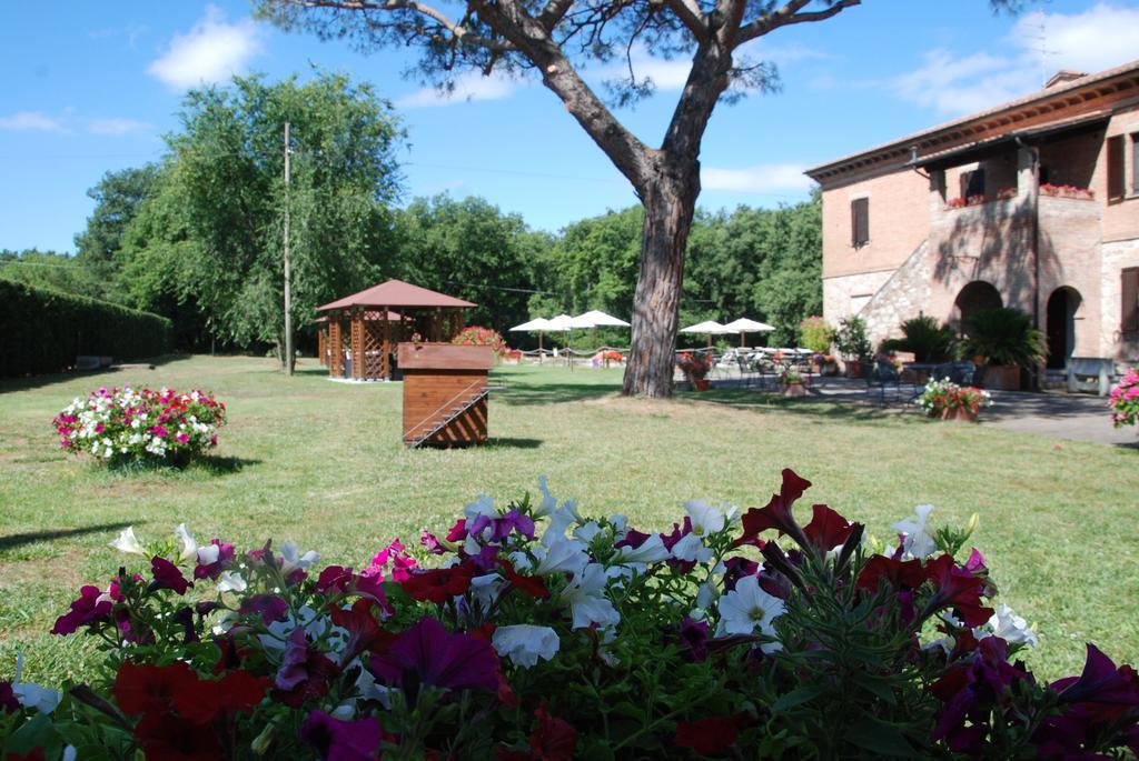 Agriturismo Antica Riserva Кастильоне-дель-Лаго Экстерьер фото