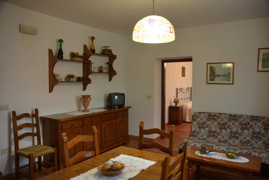 Agriturismo Antica Riserva Кастильоне-дель-Лаго Номер фото
