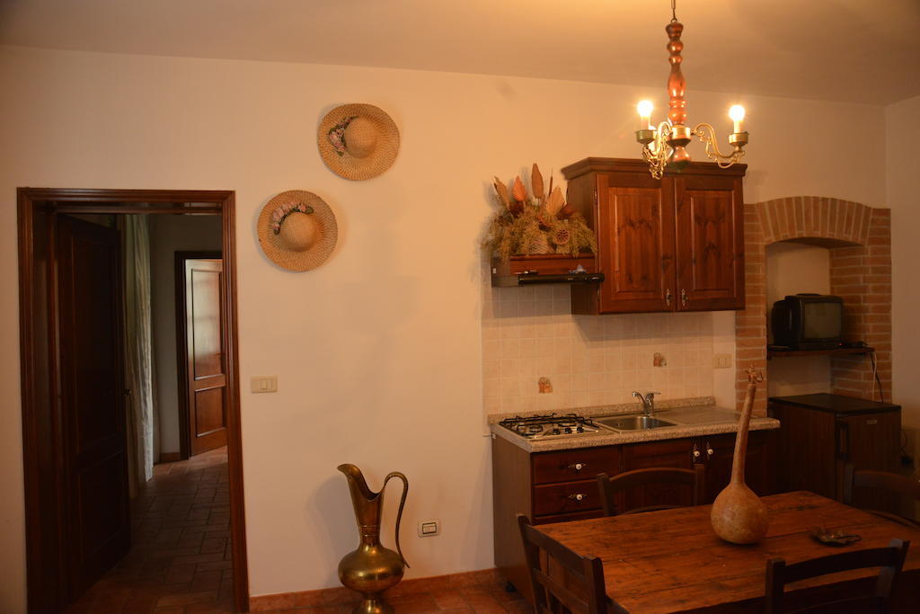 Agriturismo Antica Riserva Кастильоне-дель-Лаго Номер фото